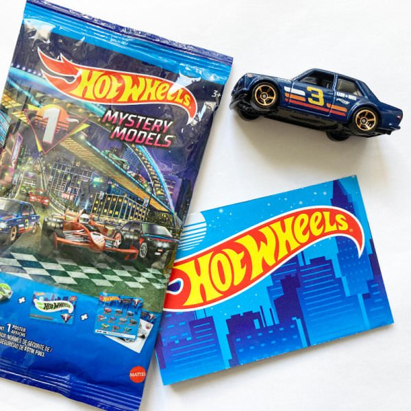 Hot Wheels | MYSTERY Models 1. Serie 2022 #3 '71 Datsun 510 Dark Blue Metallic