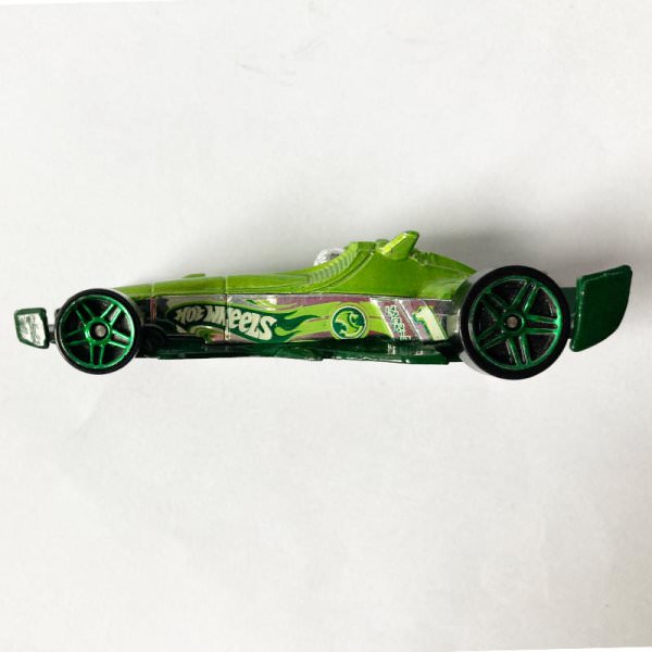 Hot Wheels | F-Racer green metallic