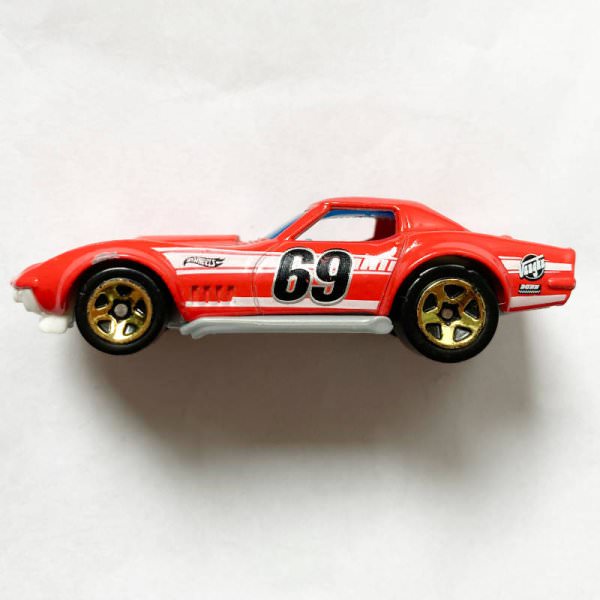 Hot Wheels | '69 COPO Corvette red - loose