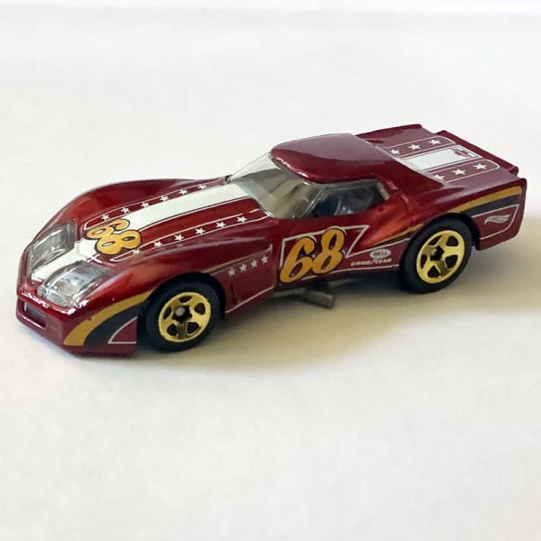 Hot Wheels | Greenwood Corvette #68 in red metallic