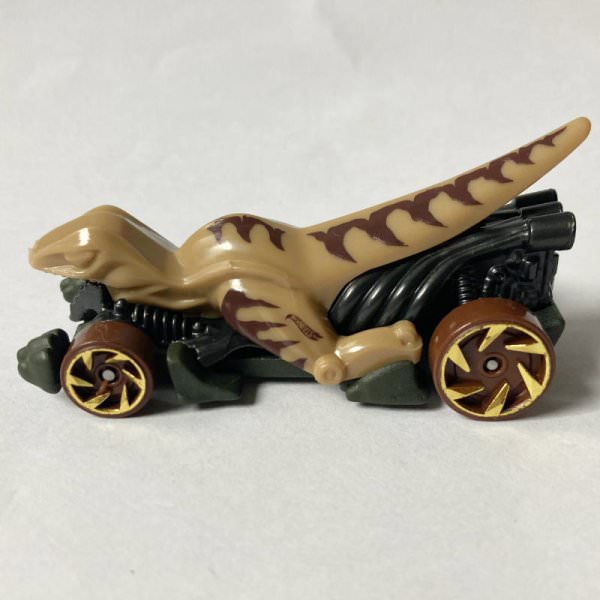 Hot Wheels | Veloci-Racer 2020 Street Beasts Tan without packaging