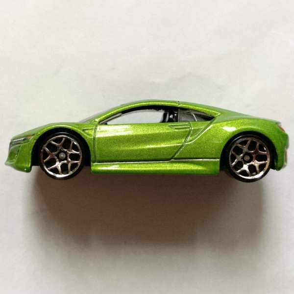 Hot Wheels | '17 Acura NSX grünmetallic - ohne Verpackung