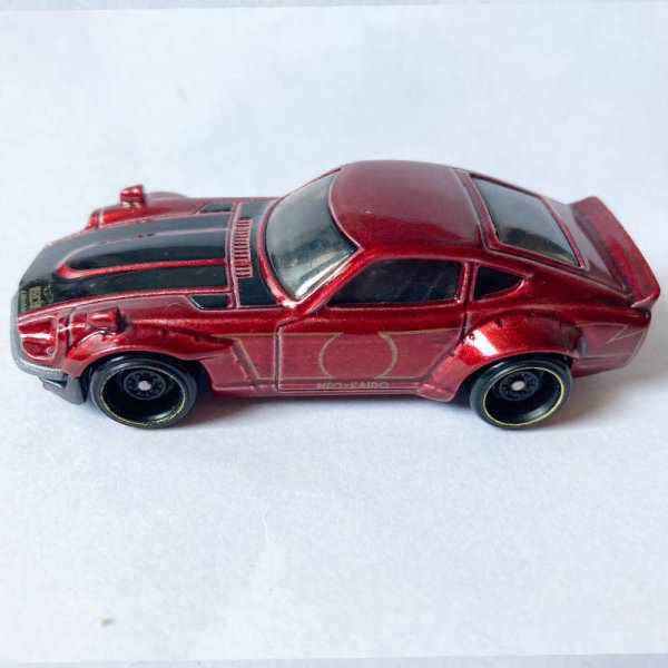 Hot Wheels | Custom Datsun 240Z dark red metallic without packaging