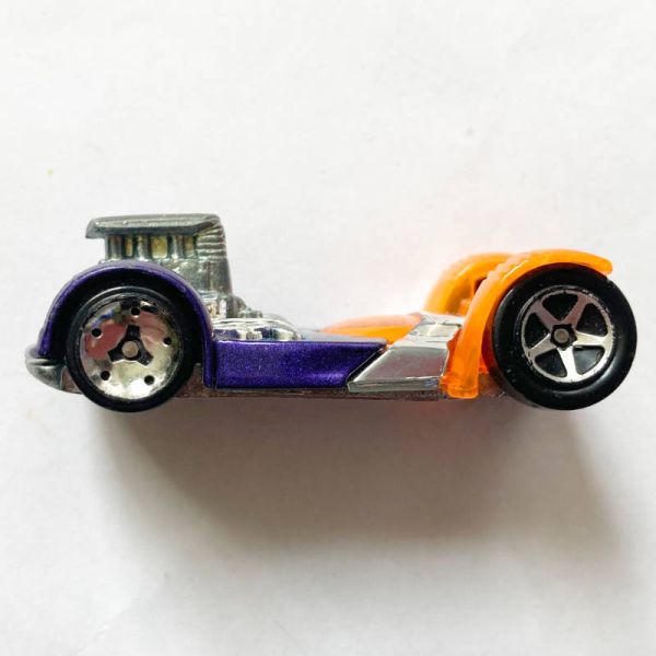 Hot Wheels | Flattery purple 2005 without packaging