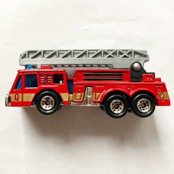 Matchbox | Fire Engine red MATCHBOX FIRE DEPT. 1998 without packaging