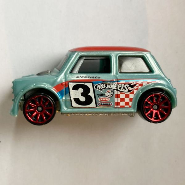 Hot Wheels | Mini Cooper light blue/red without packaging